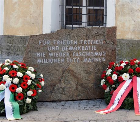 Gedenken an die Opfer von Krieg und Nationalsozialismus